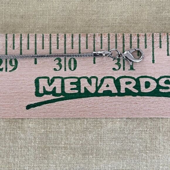 Vintage Owl Necklace 4.5 Inch Pendant 31 Inch Silver Tone Snake Chain - Picture 6 of 16